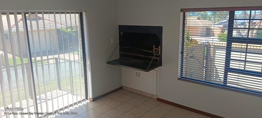 To Let 3 Bedroom Property for Rent in Linkside Western Cape